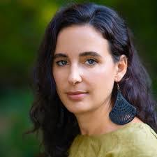 Cassandra Rowe's Instagram, Twitter & Facebook