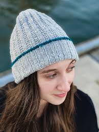 Knitting vintage circular patterns