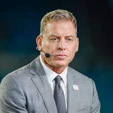 'There's a lot at stake' - Troy Aikman asks NFL referees to make right  calls for the fans predicted to wager $23 billion on Super Bowl | talkSPORT