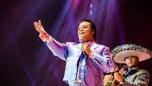 'amor eterno', uno de los más grandes éxitos musicales del cantante juan gabriel, quien falleció el 28 de agosto de 2016. Juan Gabriel A Quien Dedico Realmente Sus Canciones Querida Hasta Que Te Conoci Amor Eterno Nnda Nnlt Fama Mag