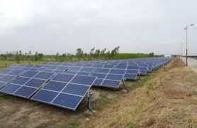 Prix à la production de l'industrie française pour le marché français pour l'ensemble de l'industrie), à la date de signature du contrat et à la date la revente de l'électricité solaire est possible uniquement via le mécanisme des obligations d'achat pour les installations d'une puissance inférieure à 100 kwc. L Energie Solaire Desormais Rentable