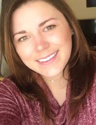 Leigh Posey's Instagram, Twitter & Facebook