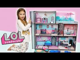 La Grande Maison Des Poupees Lol Surprise Avec Piscine Construction Demenagement Et Room Tour Youtube