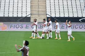 A partida, foi válida pela 17ª sétima rodada da série a do campeonato. Flamengo Goleia O Corinthians Por 5 A 1 A Maior Derrota Do Timao Na Nova Arena Hoje Bahia