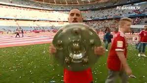 Alias im system verarbeitet, gespeichert und öffentlich angezeigt wird. Goal Deutschland Ribery Jubelt In Die Kamera Facebook