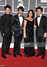 They were originally from wyckoff new jersey, where kevin was born. Pin On Jonas Brothers