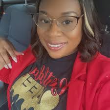 Nikyah Parker's Instagram, Twitter & Facebook