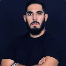 As an AE, I spent months trying to get into an account at “senior” levels. 