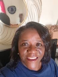 Balcony selfie 📸 I told my husband “If you fall, I will Cashew” 😁