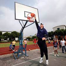Gheorghe muresan on late night with david letterman. Syracuse Basketball Gheorghe Muresan S Son Offered Walk On Spot Sports Illustrated