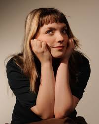 Julia Albert (@julia_lalbert) • Instagram photos and videos