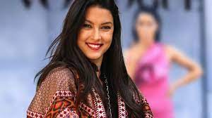 Das format taff moderiert rebecca regelmäßig. Taff Moderatorin Rebecca Mir Schwanger Fans Sind Sicher Das Ist Doch Ein Babybauch Bunte De