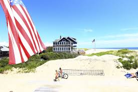 The Best South Shore Beaches On Long Island Jones Beach Long Island Shores Beach Travel Destinations Beach