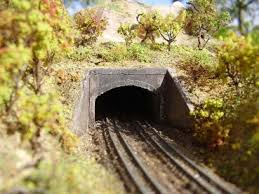 Vorbilder für stützmauer und tunnelportale? Lemiso De Spur T Tunnel