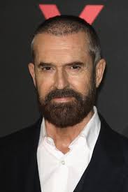 Ator Rupert Everett diz que gays são tratados como cidadãos de segunda  classe em Hollywood
