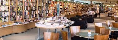 Matthias platzeck stellt im august haus des buches in dresden sein werk „wir brauchen eine neue ostpolitik vor, in dem er für einen dialog mit russland auf augenhöhe wirbt. Buchhandlung Thalia Dresden Dr Kulz Ring 12 Thalia