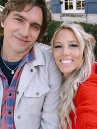 Casey Wiegand's Instagram, Twitter & Facebook