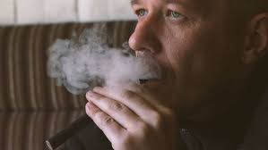 Vaping May Damage The Heart Just As Smoking Does Science News 2,000+ vectors, stock photos & psd files. vaping may damage the heart just as