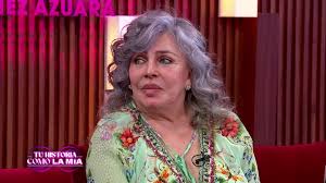 ¡Verónica Castro le pagó su primer disco! 🎶💿 Siempre confió en su talento  y Cristian le agradece por ese apoyo incondicional. 🥹⁣, ⁣,  #TuHistoriaComoLaMía, domingos 8:00 p.m. por #AztecaUNO. 📺