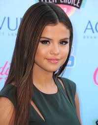 Résultat de recherche d'images pour "selena gomez"