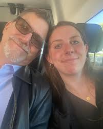 Mary O'Connor Wade✌️🍊🍀💌🍰🖼📚