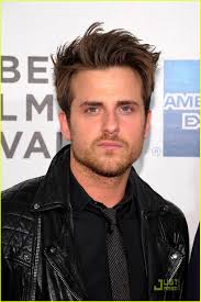 Kings of Leon: Tribeca Film Festival Premiere!: Photo 2537222