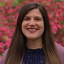 Ancestor Stories and Community Care in Virginia Grise's Rasgos Asiaticos