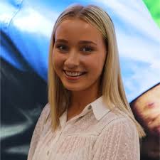 Last Friday marked my final day with the amazing French team at Tourism  Ireland! ☘ 🇫🇷 Tourisme Irlandais Over the past 3 months, I had the  incredible opportunity to serve as Publicity