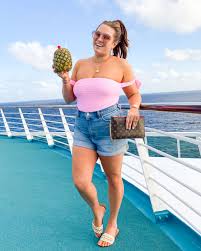 caribbean cruise key west cuba sassy red lipstick a body positive style blog by sarah tripp sassy red lipstick style fashion blog