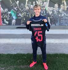 In the game fifa 21 his overall rating is 60. Gustav Isaksen Matchworn Og Signeret Fc Midtjylland Troje Dear Football