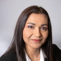 Nadia Archer's Instagram, Twitter & Facebook