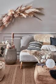 Das geheimnis für den erfolg deiner inneneinrichtung samit dekoration ist, ein thema zu wählen und darauf aufzubauen. Pampasgras Dekoration Fur Dein Zuhause Wohnzimmer Gestalten Dekor Wohnzimmerdekoration
