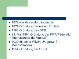 Die wm 1930 in uruguay war die erste ausspielung des turniers, bei dem das heimteam den ersten titelgewinn einfahren konnte. Die Geschichte Der Fussball Wm Ppt Herunterladen