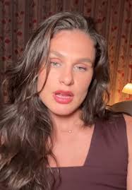 Darker Makeup Looks Inspired by Ilona Maher