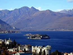 The second largest lake in italy, lake maggiore is situated in the north west and crosses the border into switzerland. Stresa Lago Maggiore Citta Simbolo Del Lago