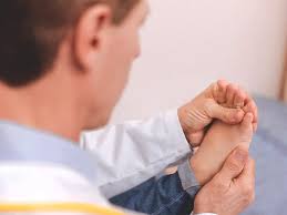 Arishine toenail fungus treatment at amazon. Black Toenail Causes Treatments And More