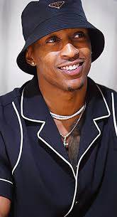 my face after realizing threads have been a thing for over a year & no one  told me 😂