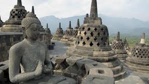 Sinopsis adalah hal penting untuk mengenalkan suatu produk sastra. Kerajaan Hindu Budha Di Indonesia Yang Berpengaruh