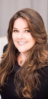 Female Entrepreneur's Playbook: Secret Strategies From 20+ Women for  Building a Business You Love and Getting Paid for It: Wooster, Patricia,  Ardmore, LIndsey: 9781736858738: Amazon.com: Books