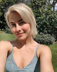 Julianne hough without makeupjulianne hough senza truccojulianne hough sin maquillajejulianne hough sans maquillagejulianne hough ohne makeupjulianne hough u. Julianne Hough Spotted At Popular Business Seminar See Photos Feeling The Vibe Magazine