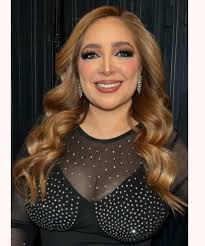 Nueva foto de Myriam #Edu