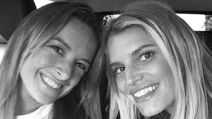 Jessica Simpson's killer curves