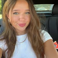 Brooklyn McCally (@brooklynmccally) · Instagram 照片和视频