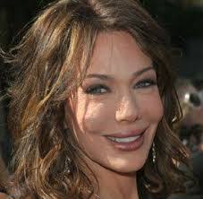 Karen Arney's Instagram, Twitter & Facebook