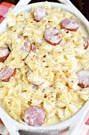 Creamy Sausage Alfredo Pasta Is A Quick And Versatile Dinner Recipe That Is On The Table In Under 30 Minutes Recipes Pasta Recipes Alfredo Food