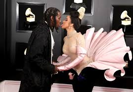 Grammys 2019: Cardi B and Offset Touch Tongues on Red Carpet