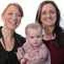 Merseyside midwife is named the best in the country at national awards  ceremony (VIDEO)