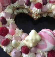 Tarte Ganache Montee Chocolat Blanc Et Framboise Delices Sucres Sales Over Blog Com Ganache Montee Chocolat Blanc Ganache Montee Chocolat Chocolat Blanc