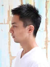 丸顔 ショートヘア メンズ特集 メンズファッションメディア otokomae メンズヘアカット メンズヘアスタイル ベリーショート ソフトモヒカン