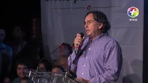 He studied at colegio san ignacio. Video El Apasionado Discurso De Gonzalo Robles En Proclamacion De Ricardo Lagos Cooperativa Cl